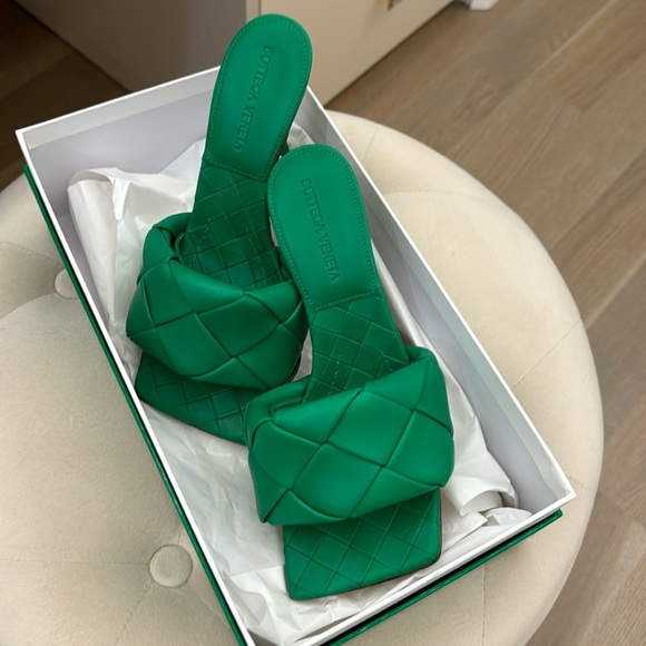 BOTTEGA VENETA HEELS - Picture 6 of 8